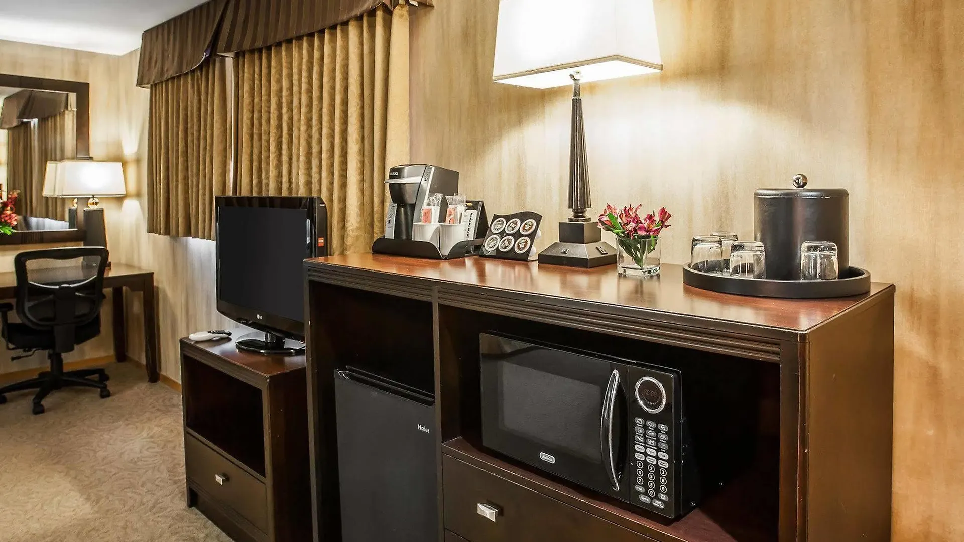 Quality Inn & Suites Seattle Center 3*,